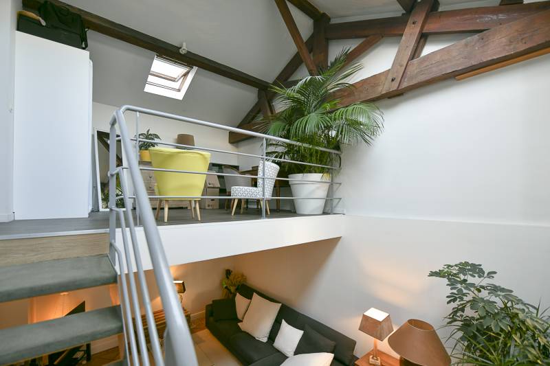 A vendre appartement Bouscat Barrière du Médoc 2 chambres bureau pas de charge de copropriété duplex