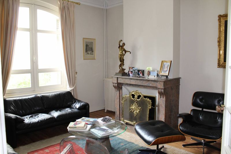 A vendre maison avec grand jardin 3 chambres garage