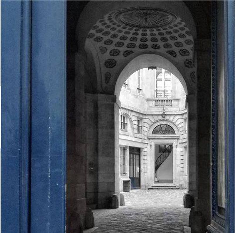 A vendre maison pierre BORDEAUX quartier SAINT-SEURIN 5 chambres jardin de ville