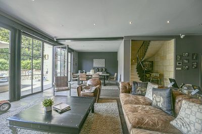 Notre zone d'activité pour ce service Belle demeure d'architecte en vente